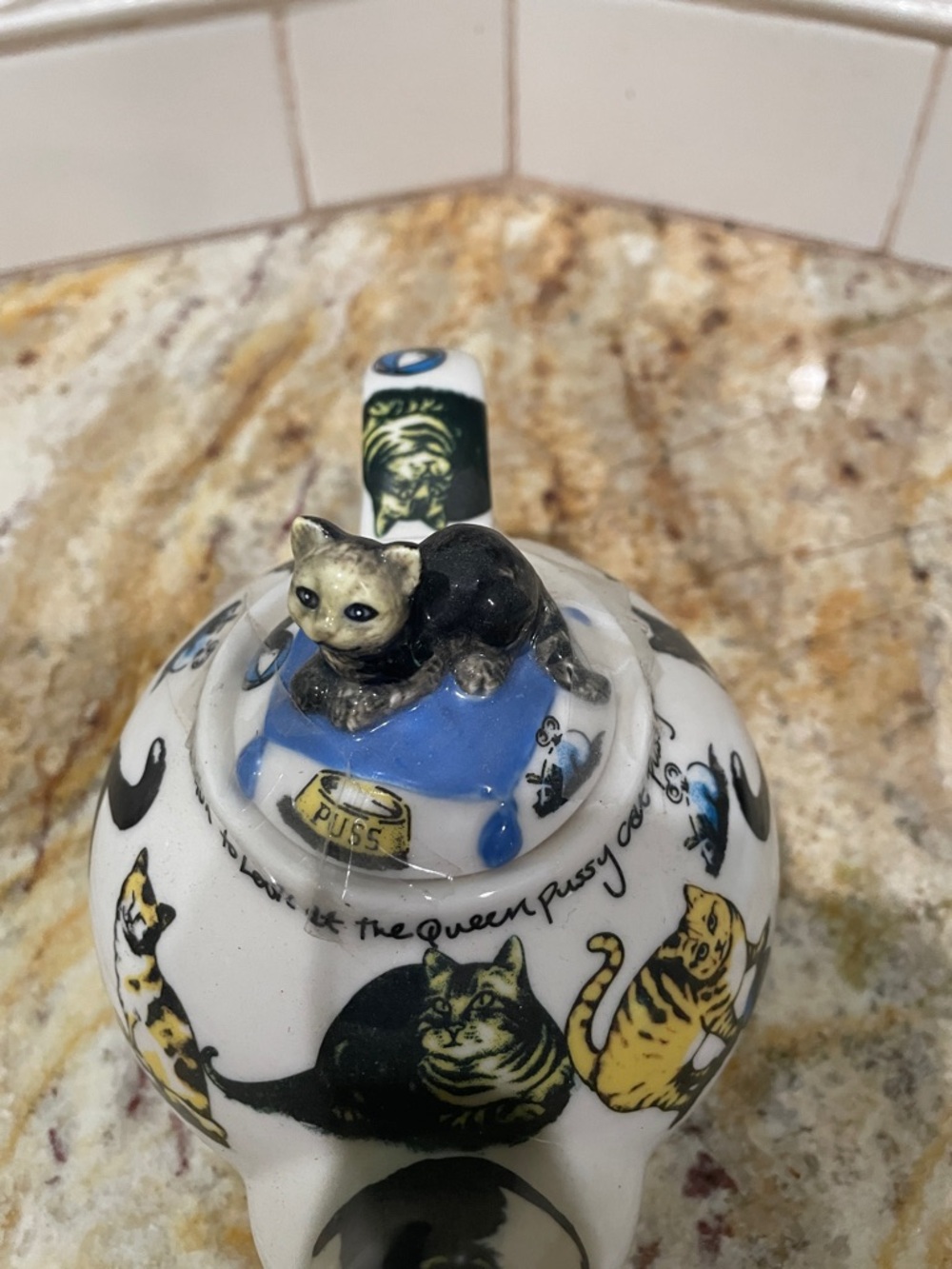 Cardew design NA Inc 2004 Cat tea pot - Picture 5 of 6